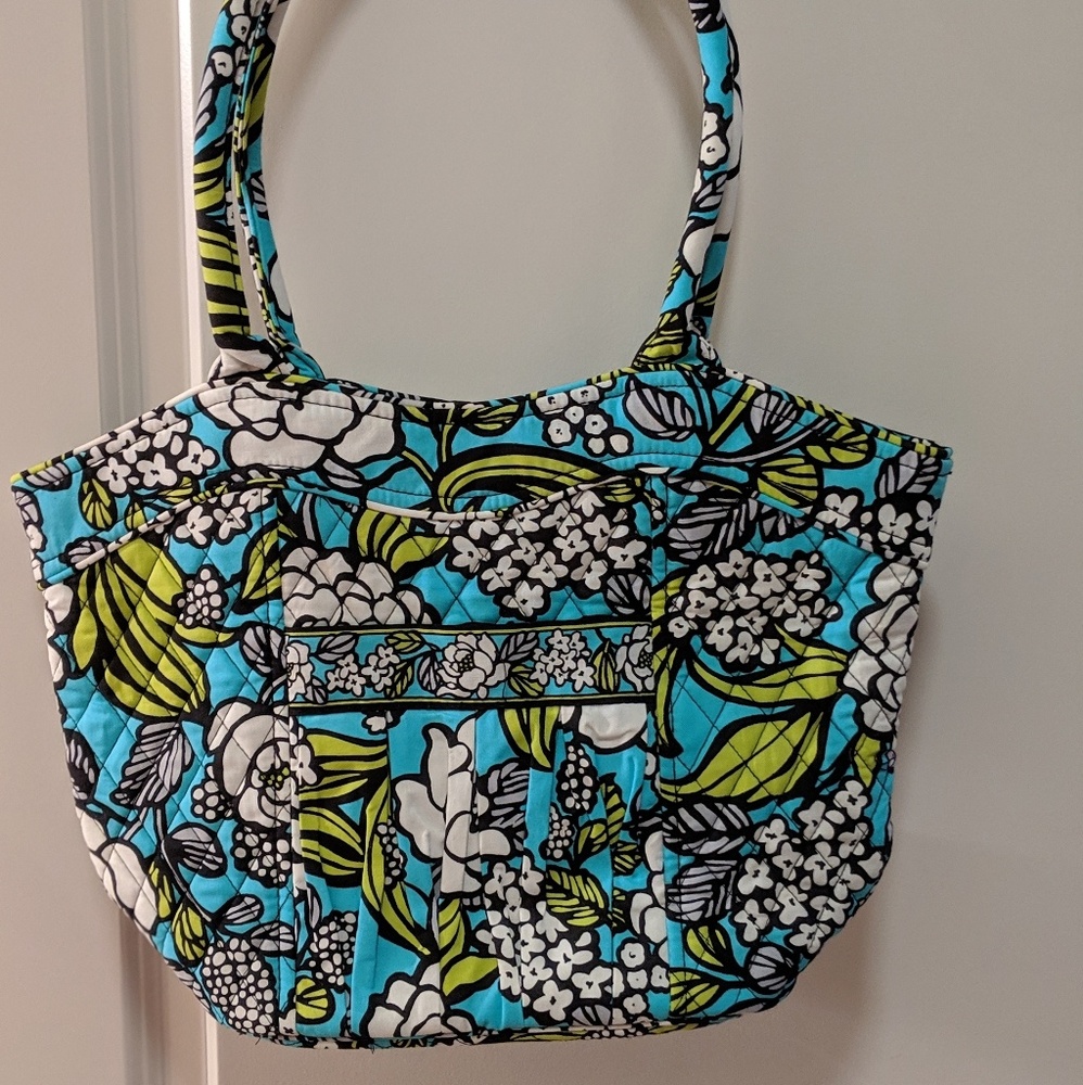 Unused Vera Bradley Tote Island Blooms